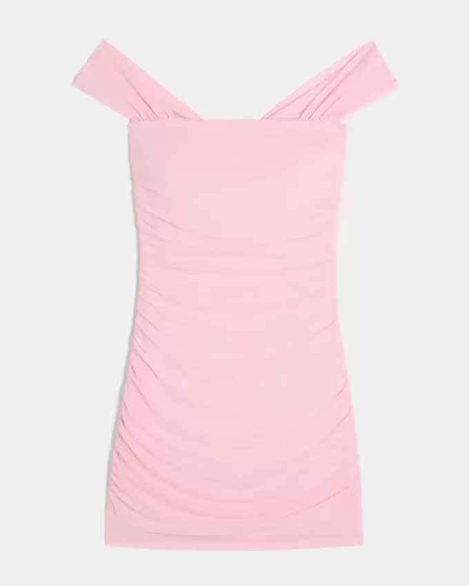 Schulterfreies, figurbetontes Netzkleid Schulterfreies, figurbetontes Netzkleid