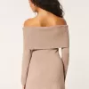 Schulterfreies Skater-Pulloverkleid