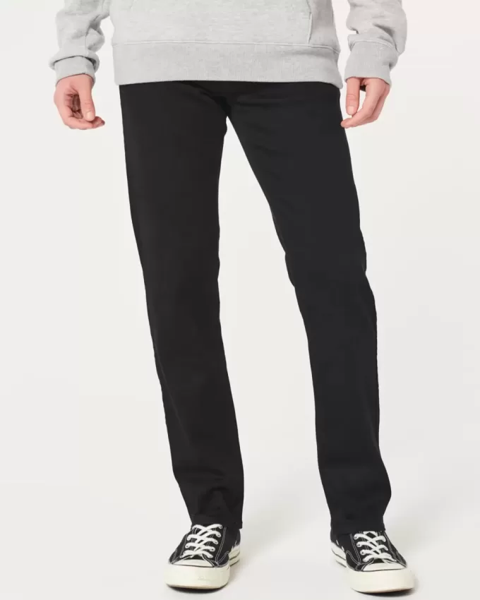 Schwarze, schmale, gerade Jeans ohne Verblassen Schwarze, schmale, gerade Jeans ohne Verblassen