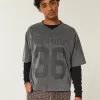 Schweres Baggy Crop Varsity Football-T-Shirt mit Grafik Schweres Baggy Crop Varsity Football-T-Shirt mit Grafik