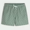 Seersucker Volley Badeshorts bis zur Mitte des Oberschenkels Seersucker Volley Badeshorts bis zur Mitte des Oberschenkels