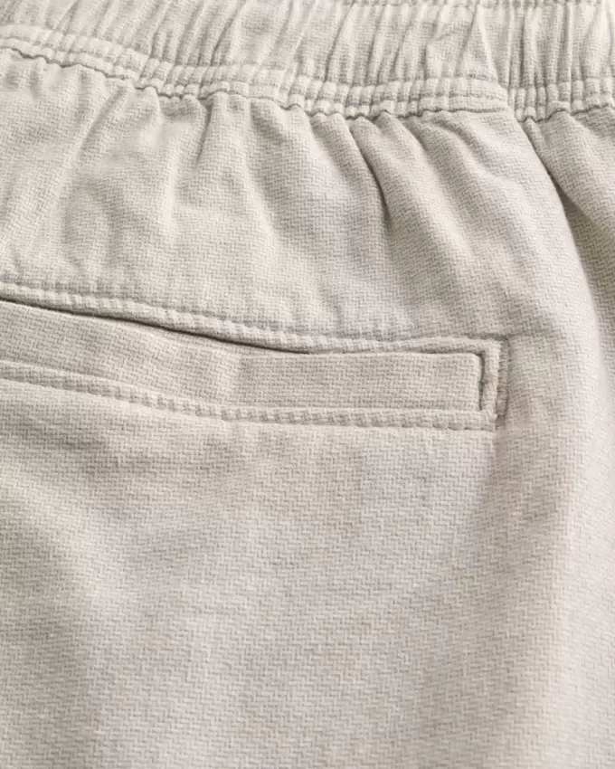 Shorts aus Leinenmischung über dem Knie Shorts aus Leinenmischung über dem Knie