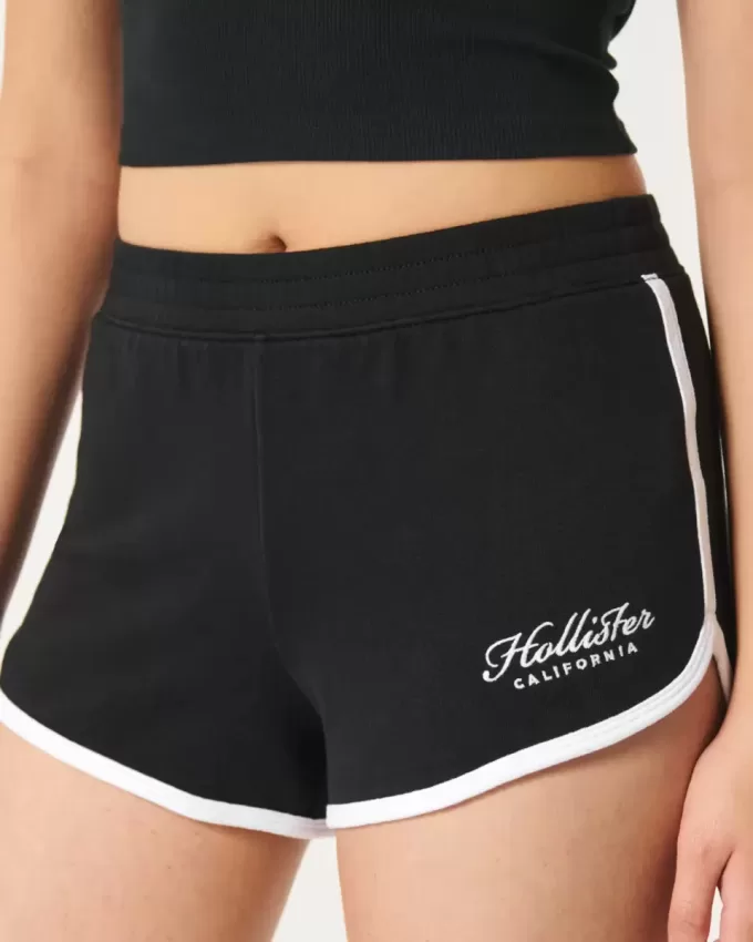 Shorts mit hohem Bund und Logo Shorts mit hohem Bund und Logo