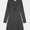 Skater-Minikleid aus Strick Skater-Minikleid aus Strick