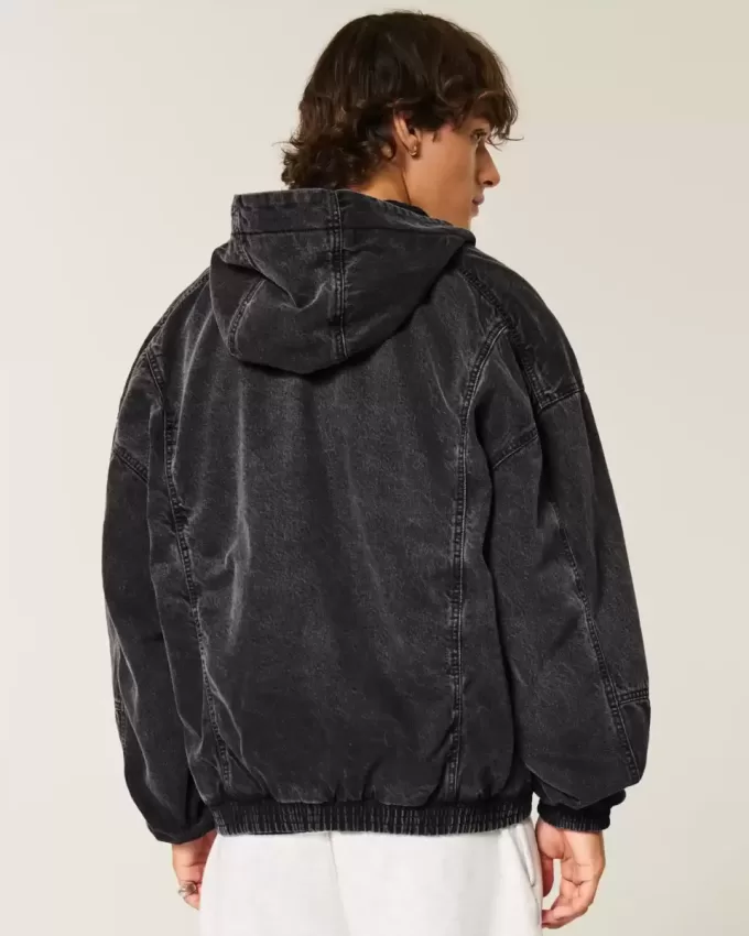 Skaterjacke aus verwaschenem schwarzem Denim Skaterjacke aus verwaschenem schwarzem Denim