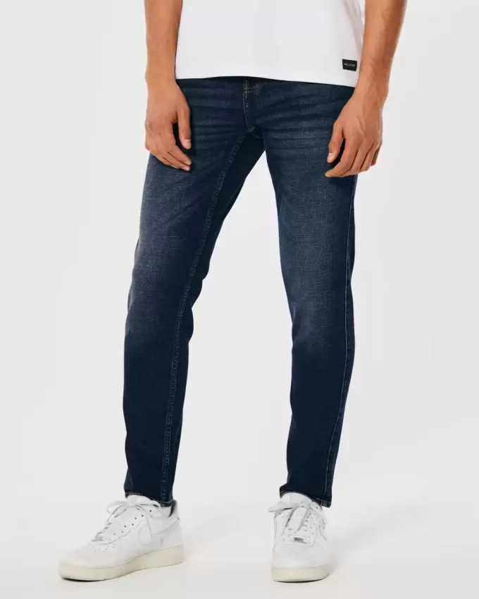 Sportliche Skinny-Jeans in dunkler Waschung