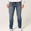 Sportliche Skinny-Jeans in mittlerer Waschung Sportliche Skinny-Jeans in mittlerer Waschung
