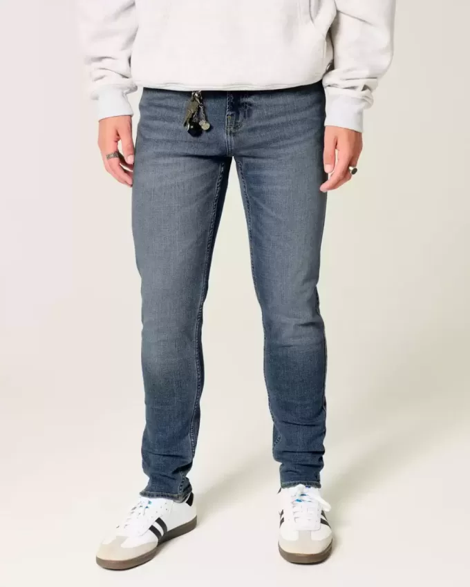 Sportliche Skinny-Jeans in mittlerer Waschung Sportliche Skinny-Jeans in mittlerer Waschung
