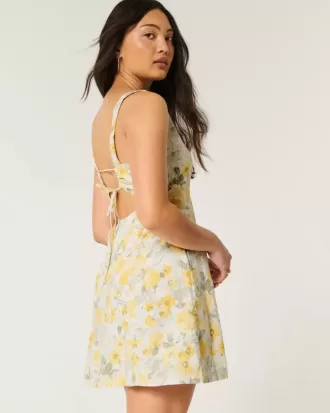 Strukturiertes Minikleid aus Leinenmischung