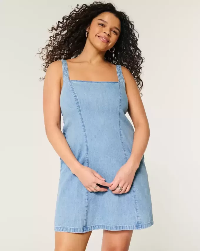Strukturiertes Minikleid aus Leinenmischung Strukturiertes Minikleid aus Leinenmischung