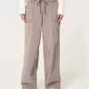 Super Baggy-Hose mit niedriger Leibhöhe Super Baggy-Hose mit niedriger Leibhöhe