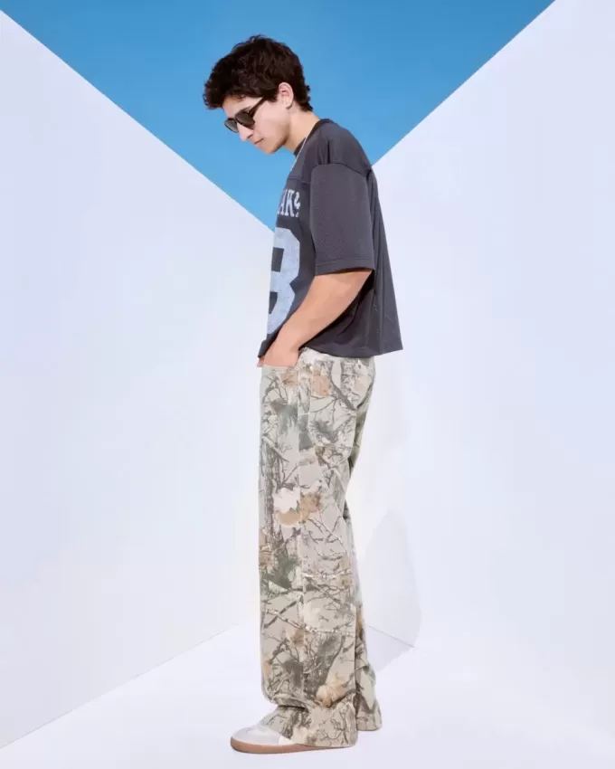 Super Baggy-Jeans mit Camouflage-Muster Super Baggy-Jeans mit Camouflage-Muster