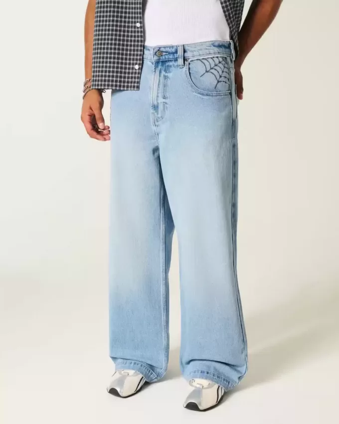 Super Baggy-Jeans mit Spider-Grafik in heller Waschung Super Baggy-Jeans mit Spider-Grafik in heller Waschung