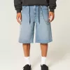 Super Baggy-Jeansshorts in mittlerer Waschung Super Baggy-Jeansshorts in mittlerer Waschung