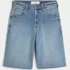 Super Baggy-Jeansshorts in mittlerer Waschung Super Baggy-Jeansshorts in mittlerer Waschung
