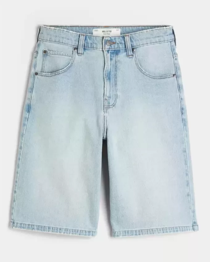 Super Baggy-Jeansshorts mit Würfelgrafik in heller Waschung Super Baggy-Jeansshorts mit Würfelgrafik in heller Waschung
