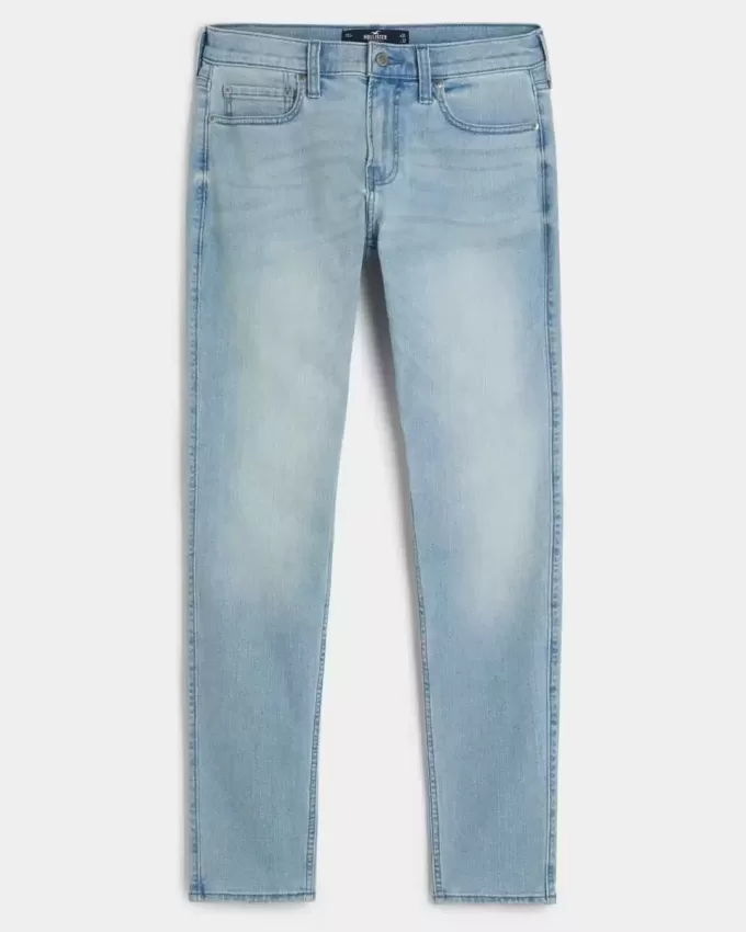 Superenge Jeans in heller Waschung Superenge Jeans in heller Waschung
