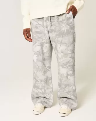 Superweite Jogginghose mit Camouflage-Muster