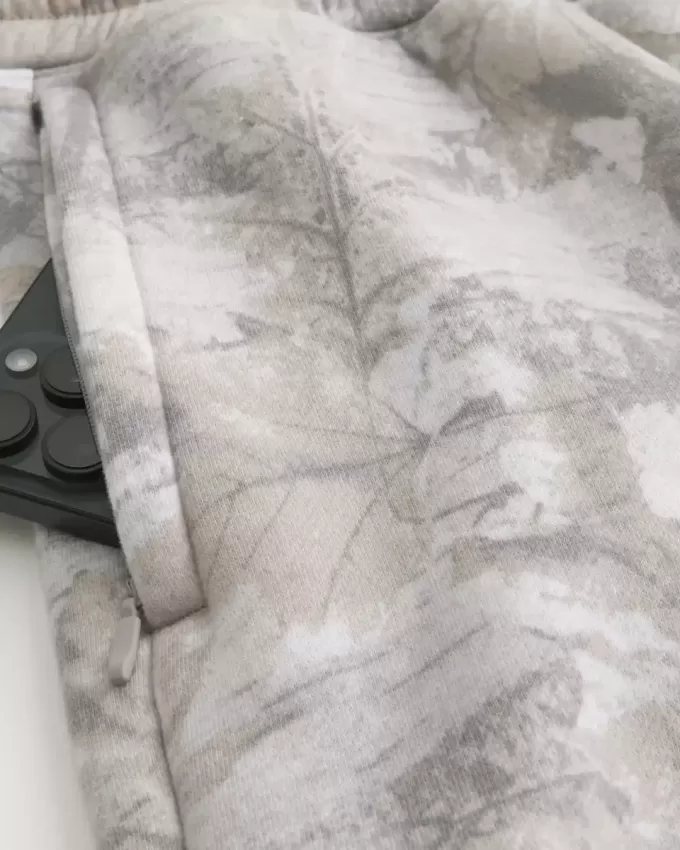 Superweite Jogginghose mit Camouflage-Muster Superweite Jogginghose mit Camouflage-Muster