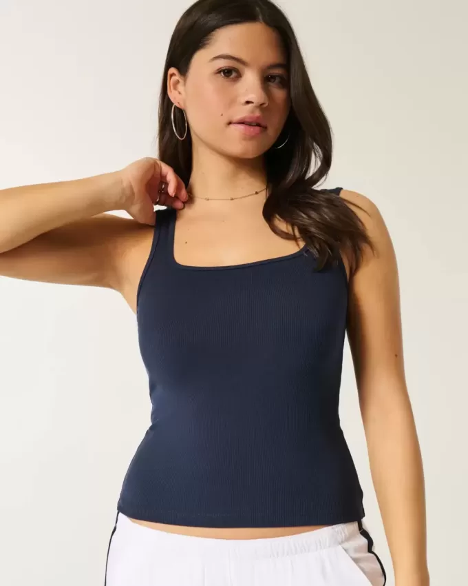 Tanktop mit eckigem Ausschnitt aus geripptem, nahtlosem Stoff Tanktop mit eckigem Ausschnitt aus geripptem, nahtlosem Stoff