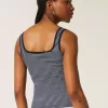 Tanktop mit eckigem Ausschnitt aus geripptem, nahtlosem Stoff Tanktop mit eckigem Ausschnitt aus geripptem, nahtlosem Stoff