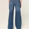 Tief sitzende Baggy-Jeans in dunkler Waschung Tief sitzende Baggy-Jeans in dunkler Waschung