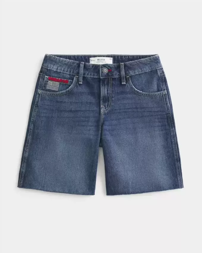 Tief sitzende Baggy-Jeans mit dunkel verwaschener amerikanischer Flaggengrafik Tief sitzende Baggy-Jeans mit dunkel verwaschener amerikanischer Flaggengrafik