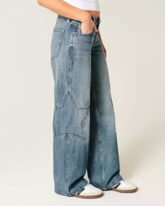 Tief sitzende Baggy-Jeans mit Sterngrafik in mittlerer Waschung