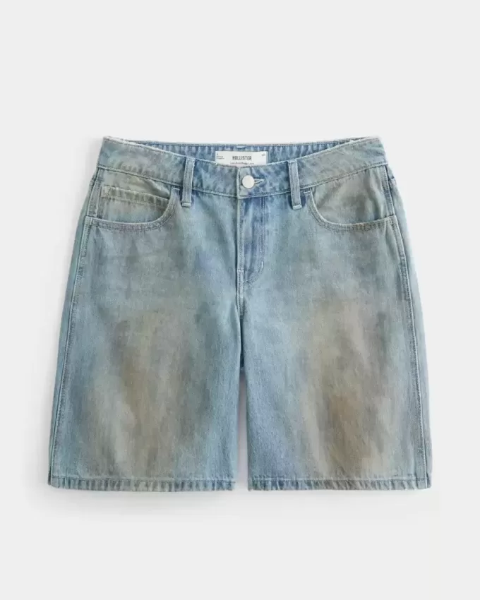 Tief sitzende getönte Baggy-Jeans in Schlammwaschung Tief sitzende getönte Baggy-Jeans in Schlammwaschung