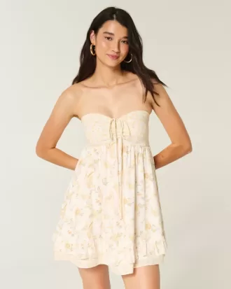 Trägerloses Babydoll-Minikleid mit Rüschen