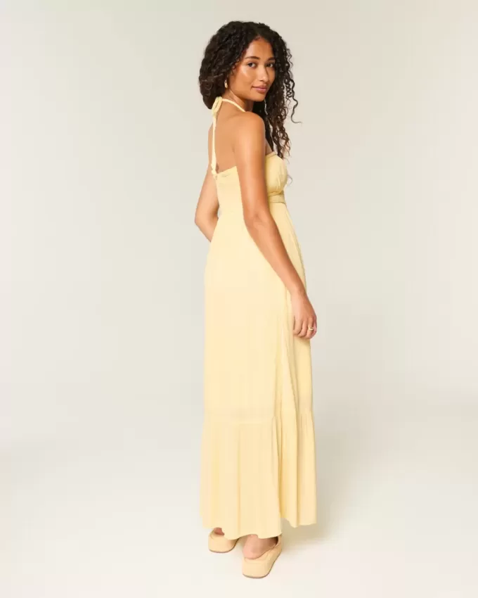 Trägerloses geflochtenes Maxikleid Trägerloses geflochtenes Maxikleid