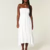 Trägerloses, gesmoktes Maxikleid Trägerloses, gesmoktes Maxikleid
