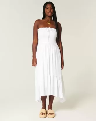 Trägerloses, gesmoktes Maxikleid