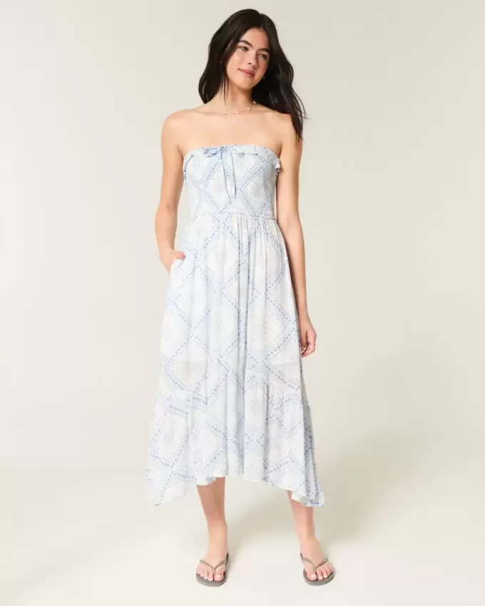 Trägerloses, gesmoktes Maxikleid Trägerloses, gesmoktes Maxikleid