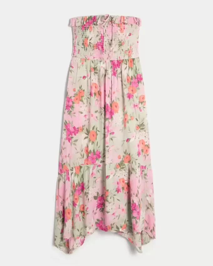 Trägerloses, gesmoktes Maxikleid Trägerloses, gesmoktes Maxikleid