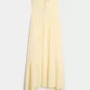Trägerloses, gesmoktes Maxikleid Trägerloses, gesmoktes Maxikleid