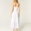 Trägerloses Maxikleid mit Stickerei Trägerloses Maxikleid mit Stickerei