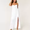 Trägerloses Midikleid mit Twist-Brust und Ösen Trägerloses Midikleid mit Twist-Brust und Ösen