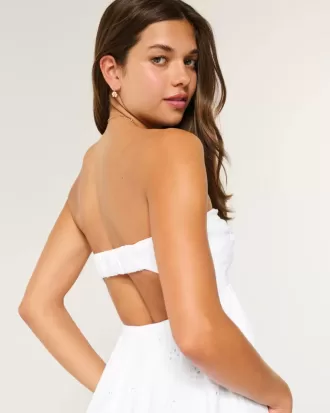 Trägerloses Midikleid mit Twist-Brust und Ösen