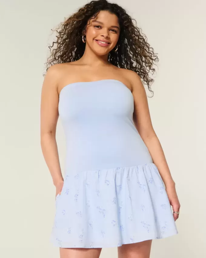 Trägerloses Minikleid aus Strickgewebe mit tiefer Taille Trägerloses Minikleid aus Strickgewebe mit tiefer Taille