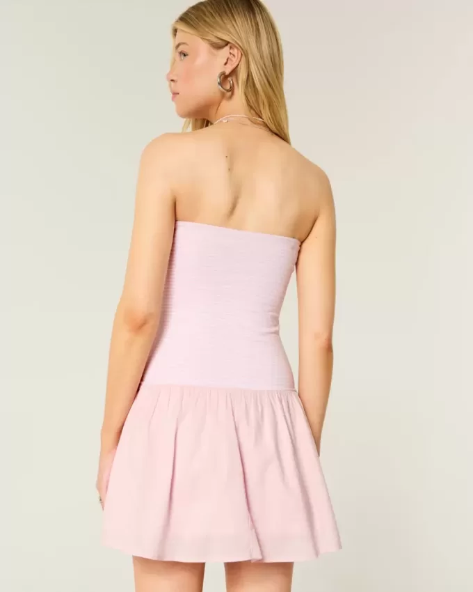 Trägerloses Minikleid aus Strickgewebe mit tiefer Taille Trägerloses Minikleid aus Strickgewebe mit tiefer Taille