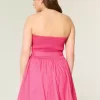 Trägerloses Minikleid mit Schleife Trägerloses Minikleid mit Schleife