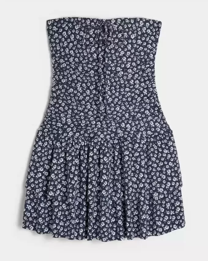 Trägerloses Strick-Skortkleid Trägerloses Strick-Skortkleid