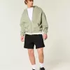 Twill-Shorts zum Überziehen bis zur Mitte des Oberschenkels Twill-Shorts zum Überziehen bis zur Mitte des Oberschenkels