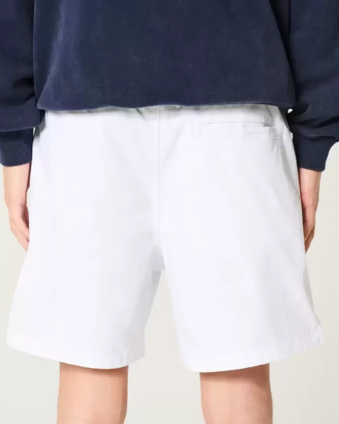 Twill-Shorts zum Überziehen bis zur Mitte des Oberschenkels Twill-Shorts zum Überziehen bis zur Mitte des Oberschenkels