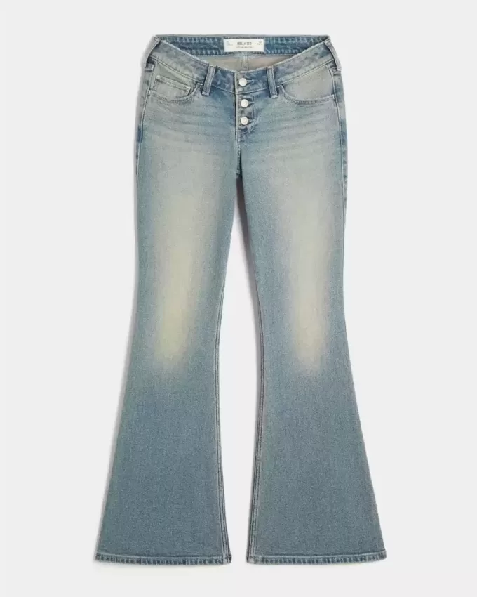 Ultra Low-Rise Flare Jeans mit mittlerer Waschung Ultra Low-Rise Flare Jeans mit mittlerer Waschung