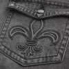 Verwaschene schwarze bestickte Baggy-Bootcut-Jeans Verwaschene schwarze bestickte Baggy-Bootcut-Jeans