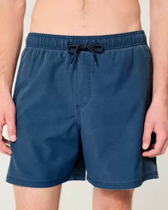 Volley-Badehose bis zur Mitte des Oberschenkels Volley-Badehose bis zur Mitte des Oberschenkels