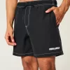 Volley-Badehose bis zur Mitte des Oberschenkels Volley-Badehose bis zur Mitte des Oberschenkels