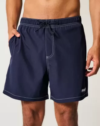Volley-Badehose bis zur Mitte des Oberschenkels